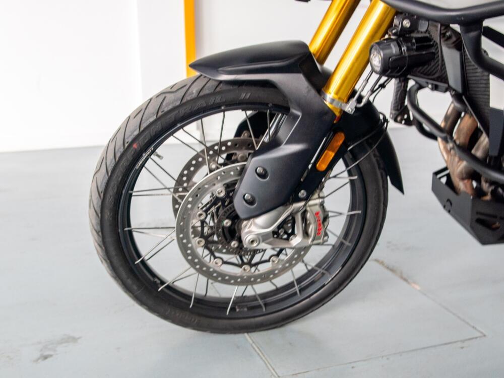 Triumph Tiger 900