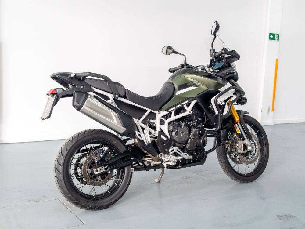 Triumph Tiger 900