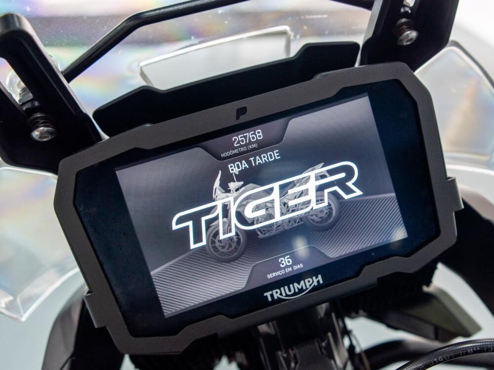 Triumph Tiger 900