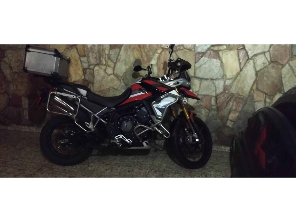 Triumph Tiger 900