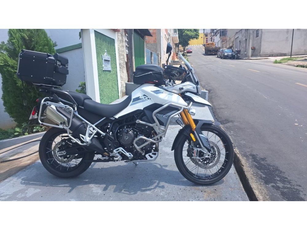 Triumph Tiger 900