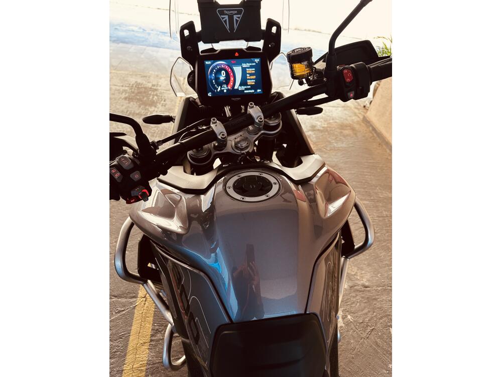 Triumph Tiger 900