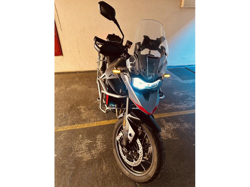 Triumph Tiger 900