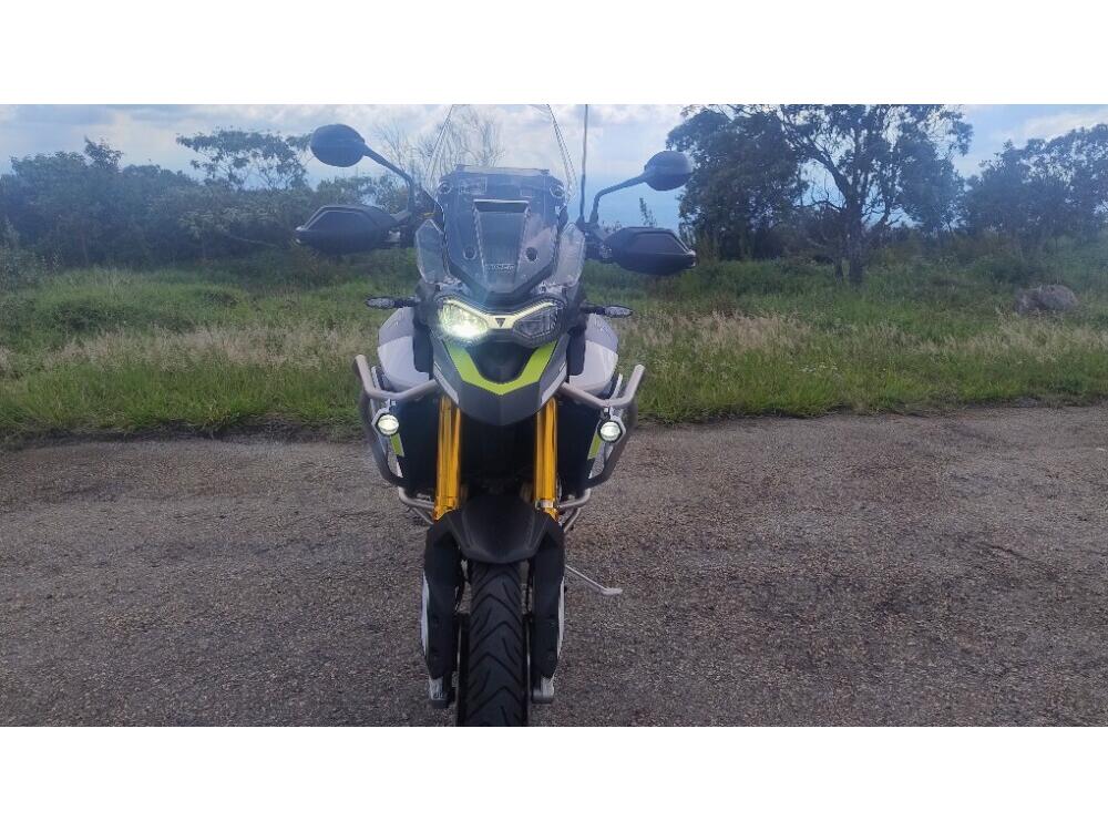 Triumph Tiger 900