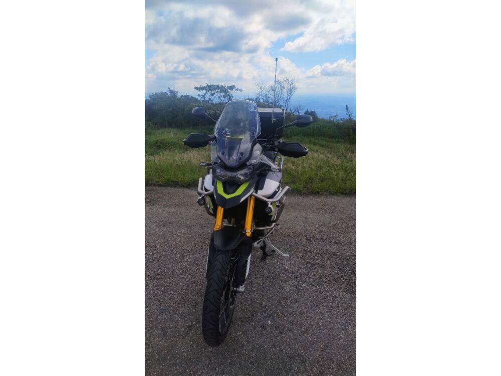 Triumph Tiger 900