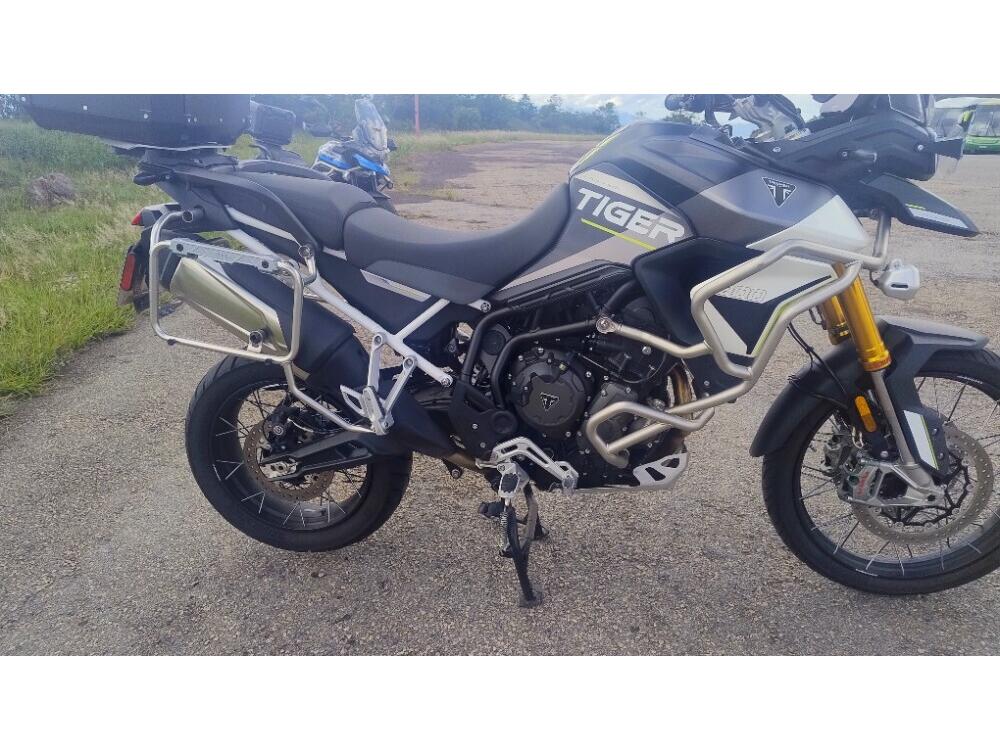 Triumph Tiger 900