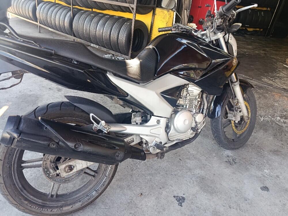 Yamaha FAZER 250
