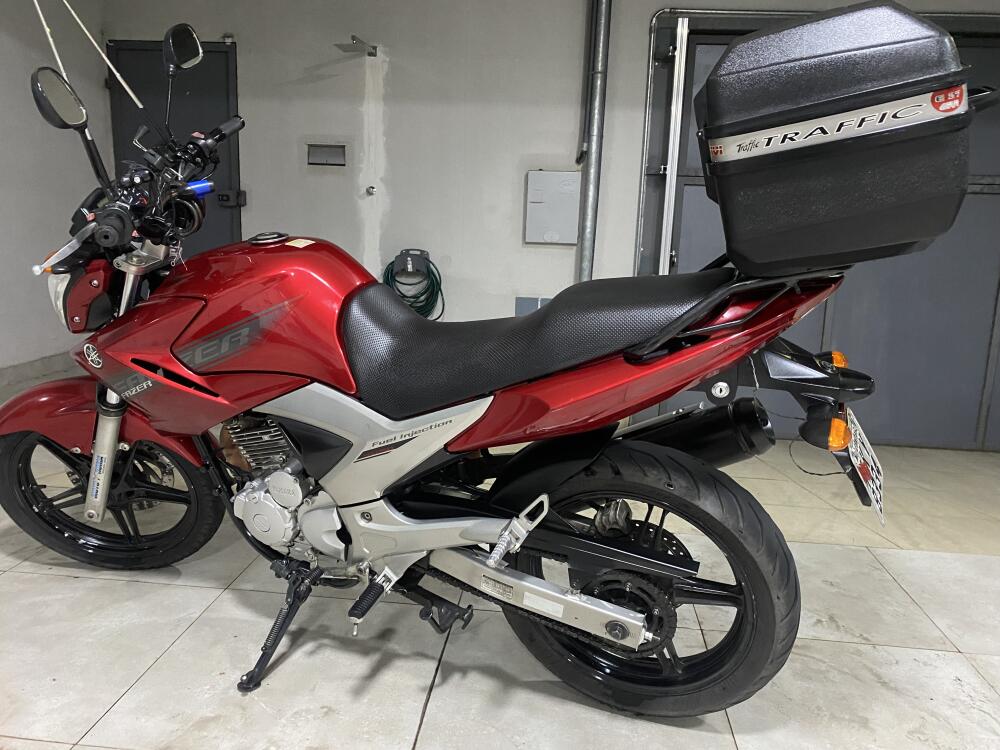 Yamaha FAZER 250