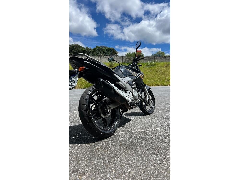 Yamaha FAZER 250