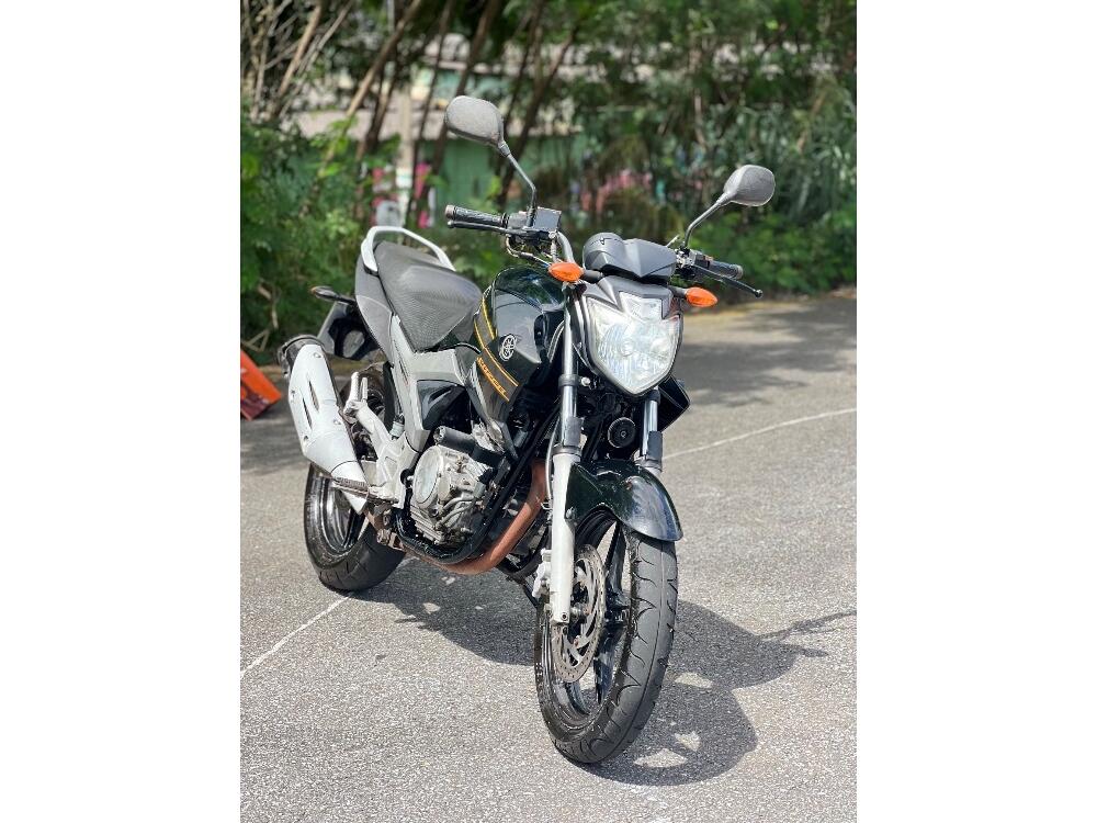 Yamaha FAZER 250