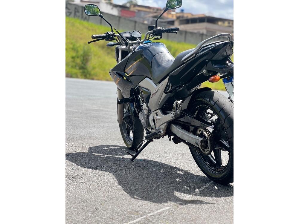 Yamaha FAZER 250