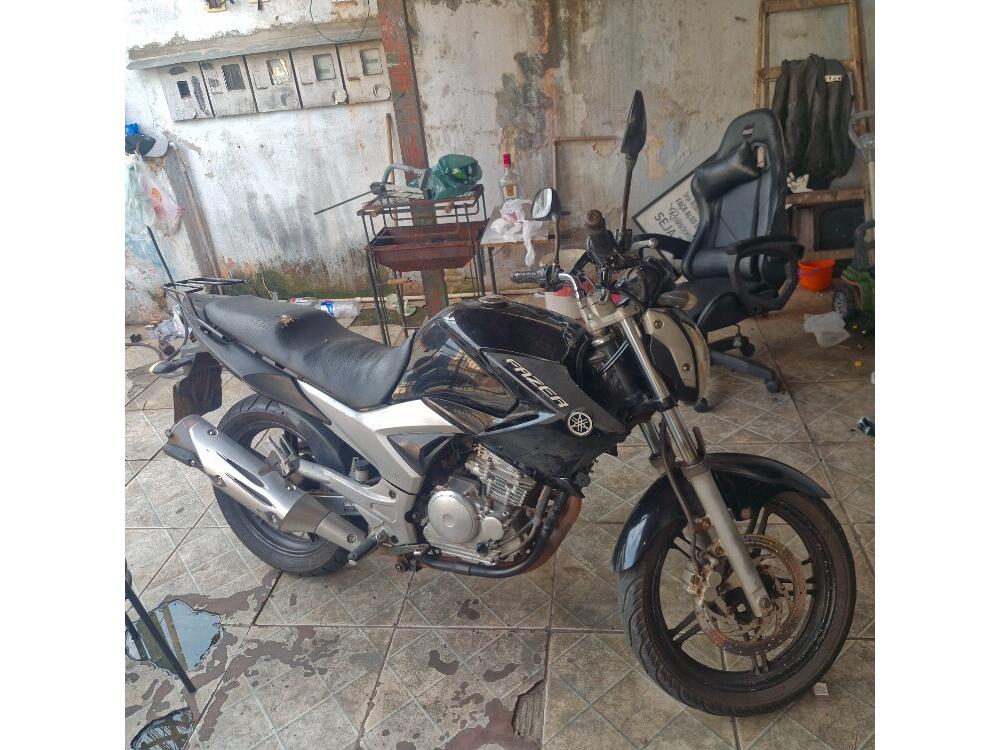 Yamaha FAZER 250