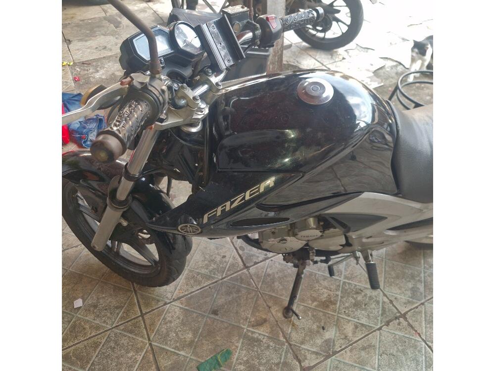 Yamaha FAZER 250