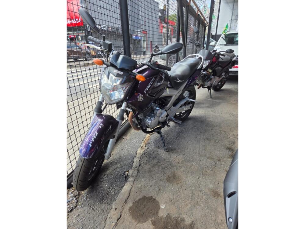Yamaha FAZER 250