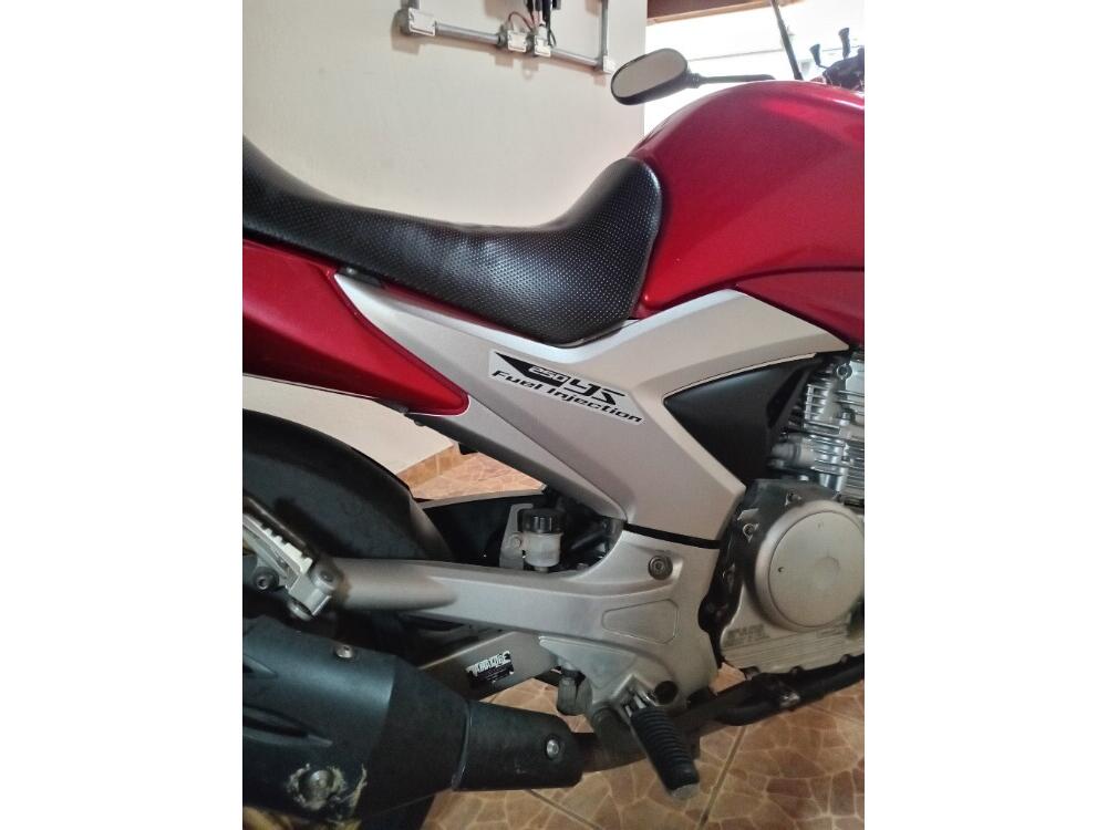 Yamaha FAZER 250