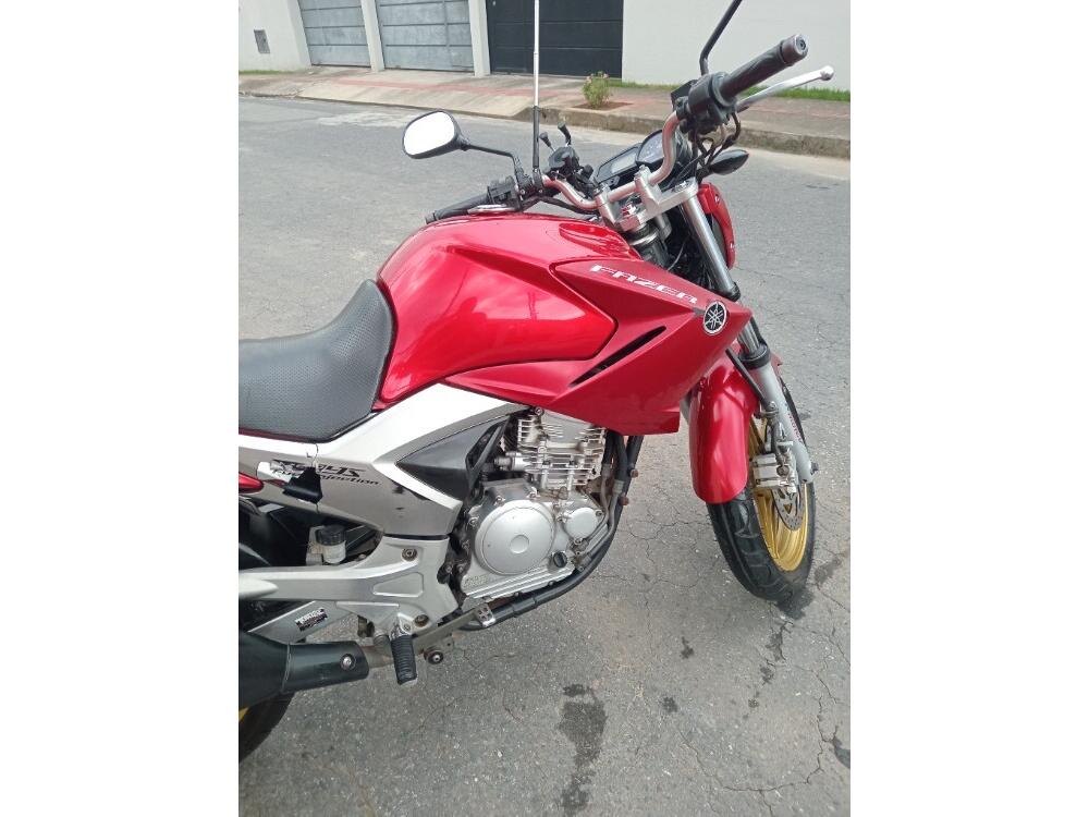 Yamaha FAZER 250