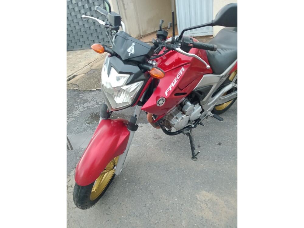 Yamaha FAZER 250
