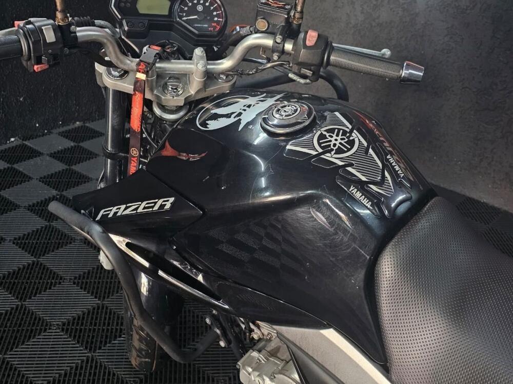 Yamaha FAZER 250