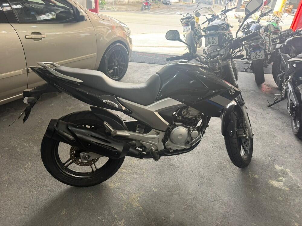 Yamaha FAZER 250
