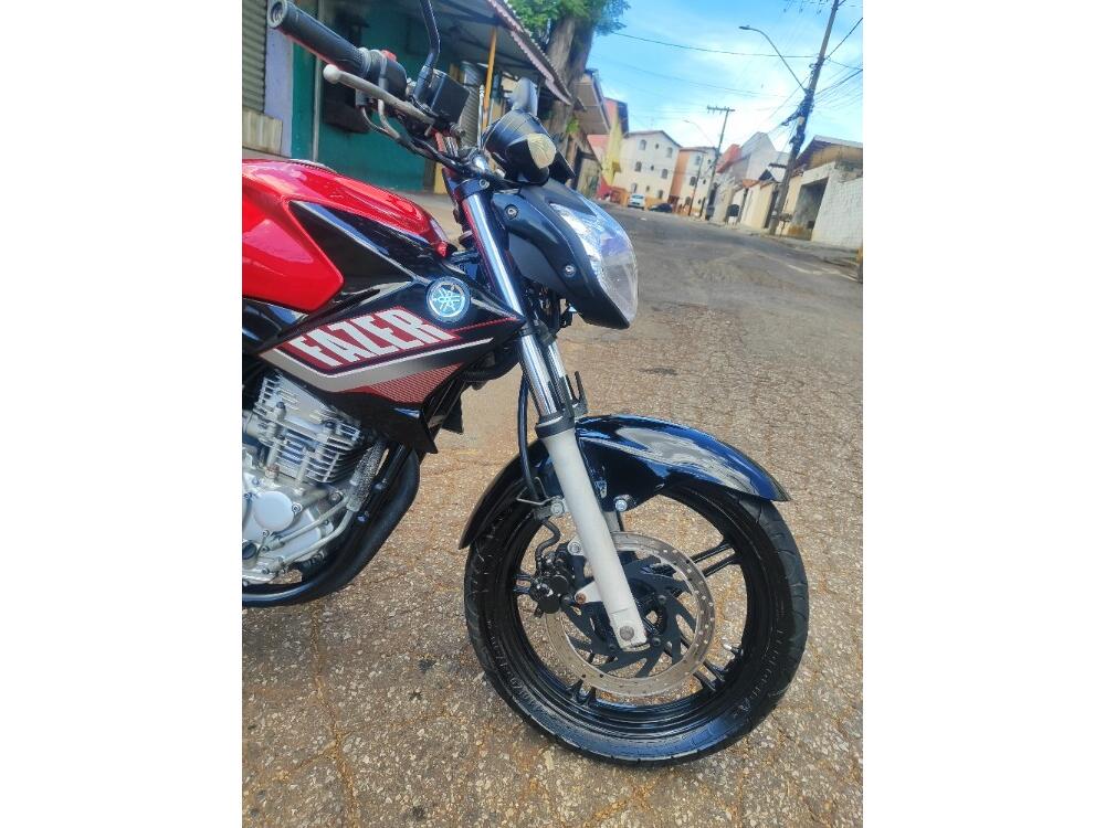 Yamaha FAZER 250