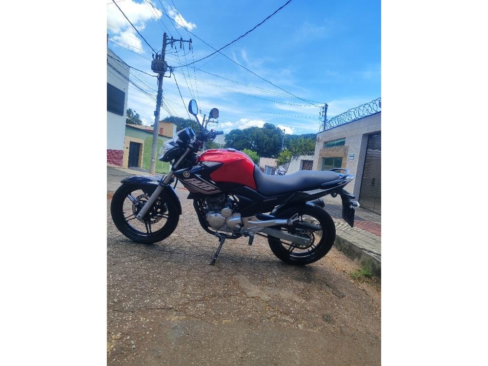 Yamaha FAZER 250