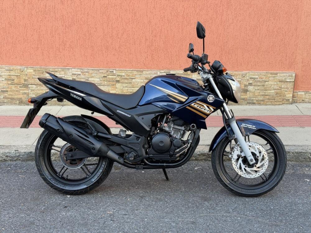 Yamaha FAZER 250