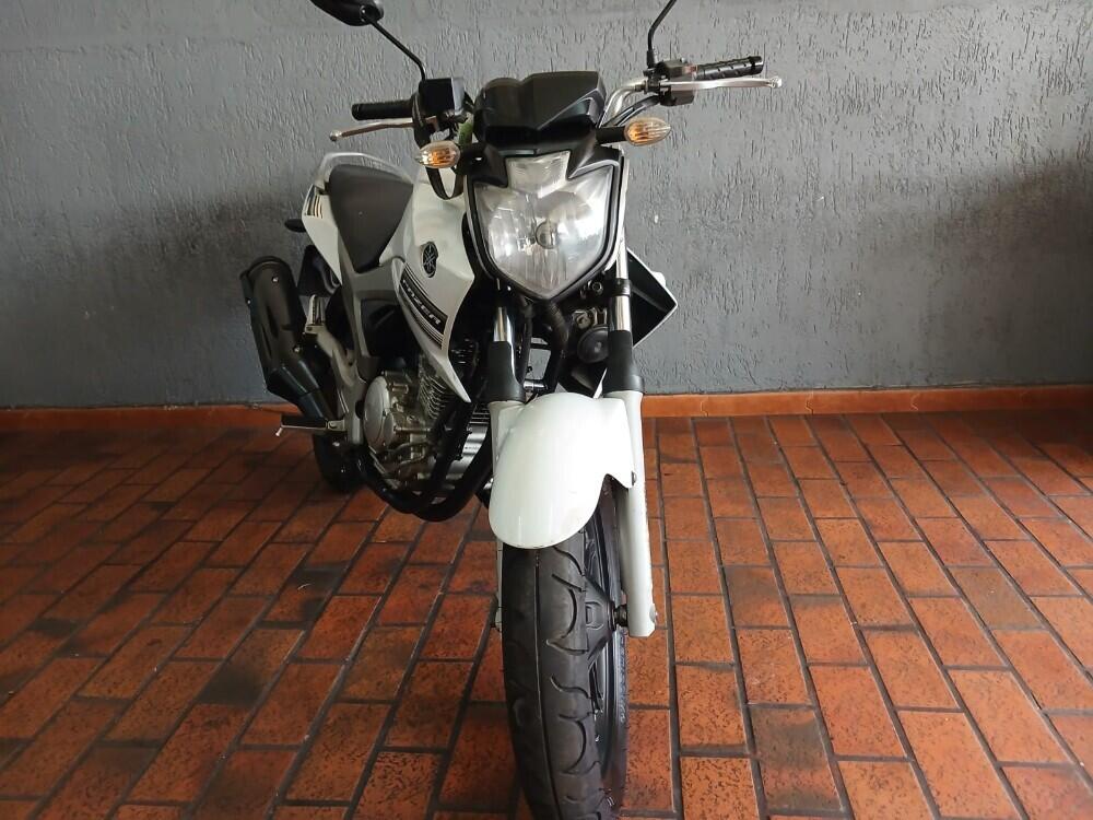 Yamaha FAZER 250