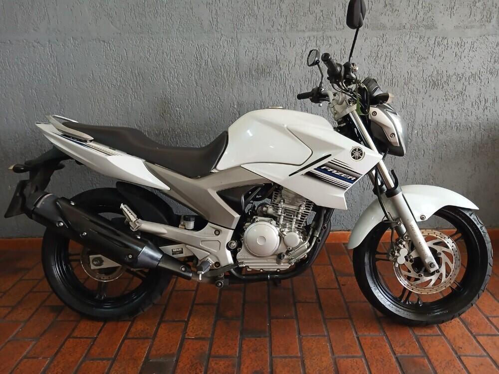 Yamaha FAZER 250