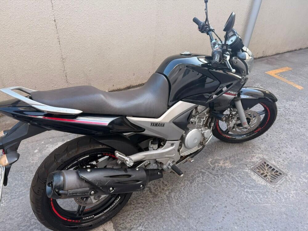 Yamaha FAZER 250