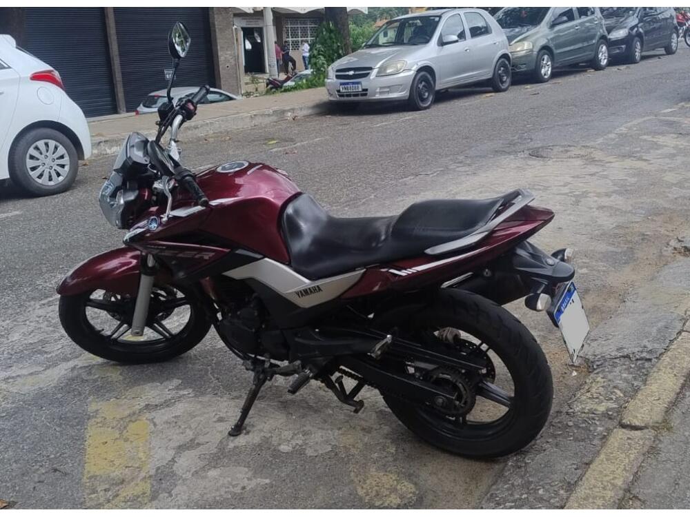 Yamaha FAZER 250