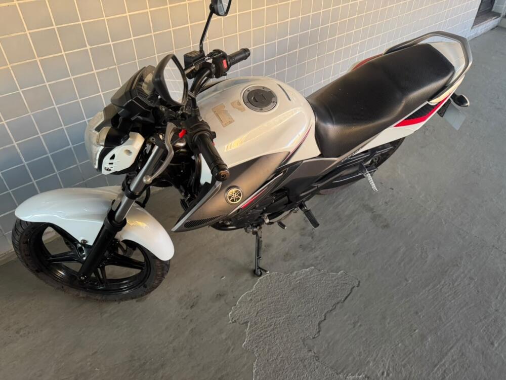 Yamaha FAZER 250