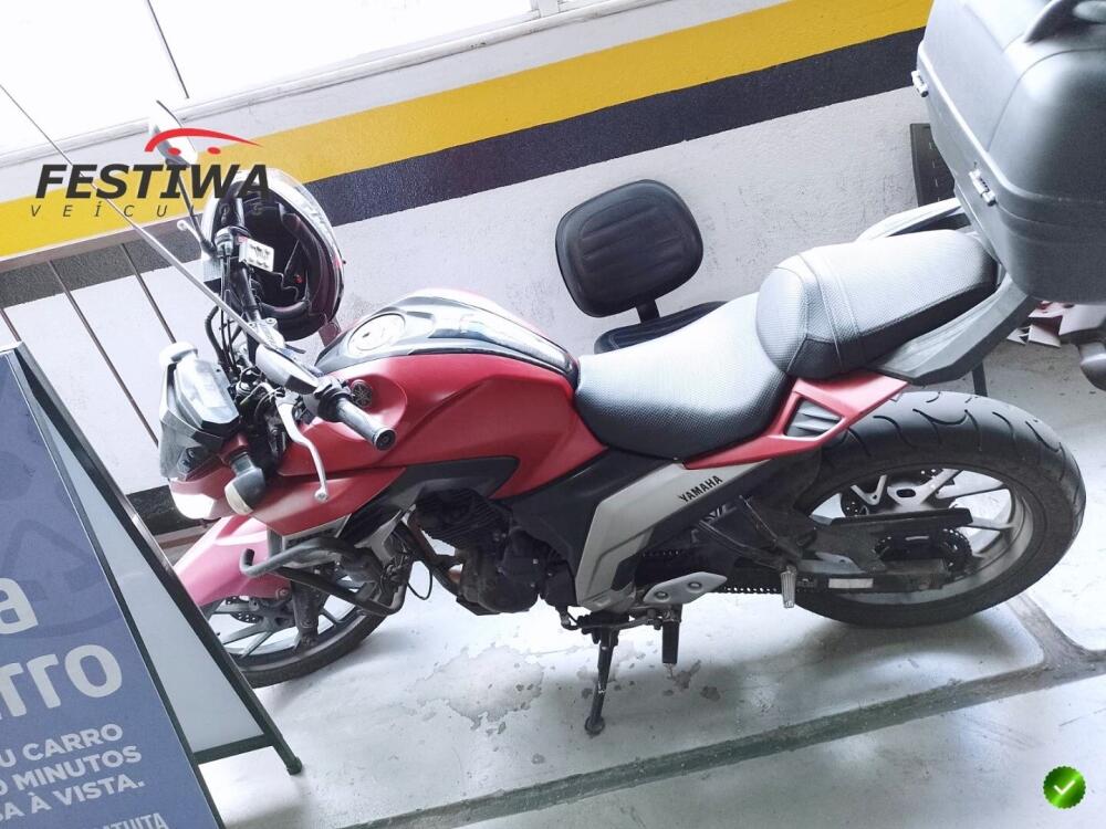 Yamaha FAZER 250