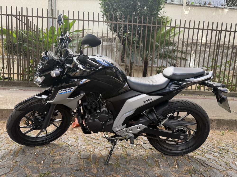 Yamaha FAZER 250