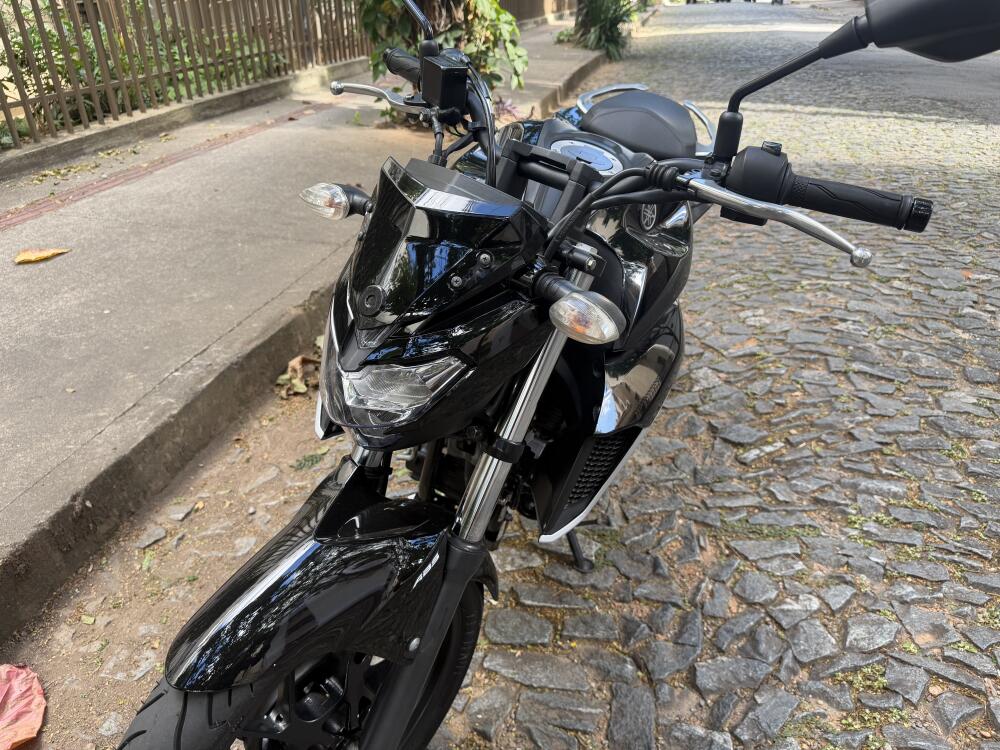 Yamaha FAZER 250