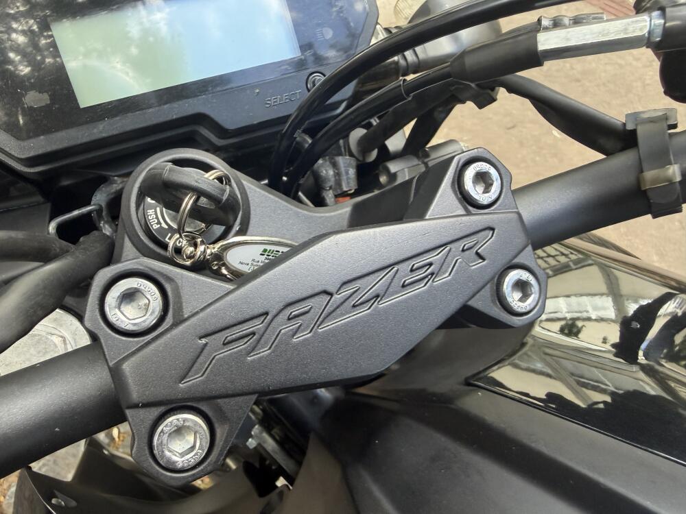 Yamaha FAZER 250