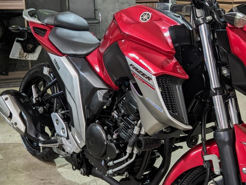 Yamaha FAZER 250