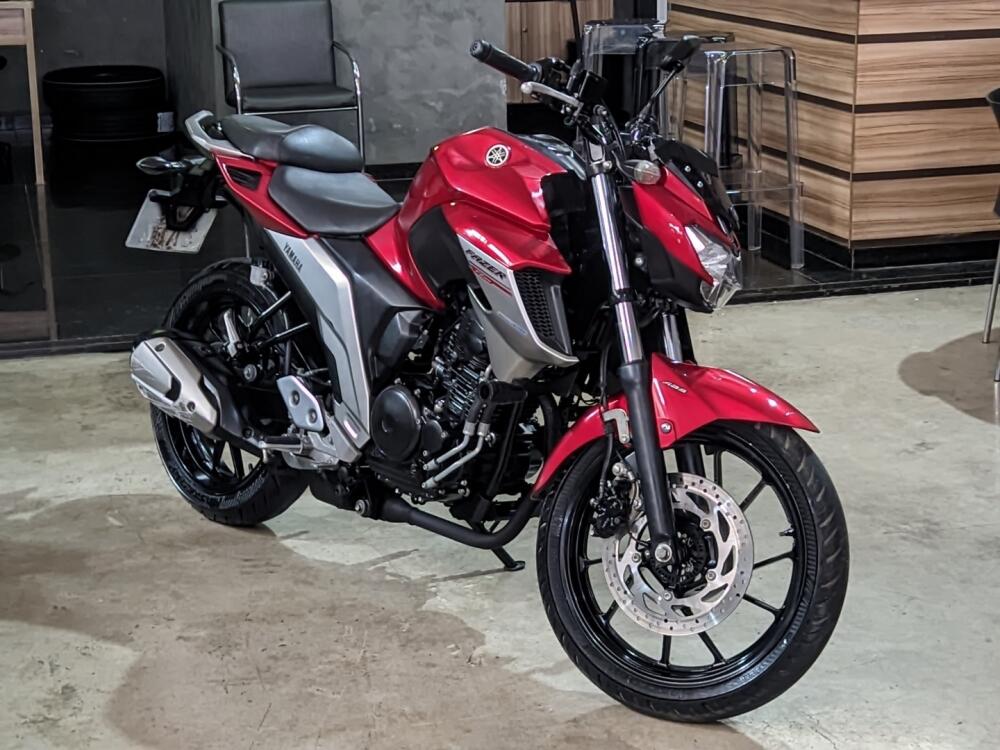 Yamaha FAZER 250