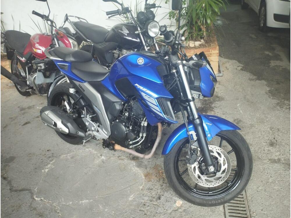 Yamaha FAZER 250