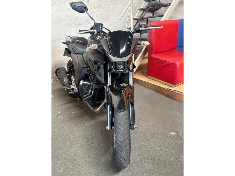 Yamaha FAZER 250