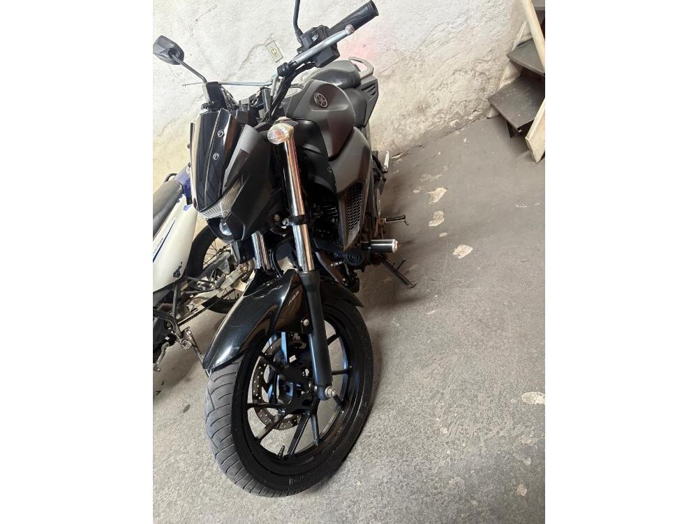 Yamaha FAZER 250