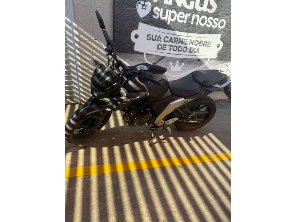 Yamaha FAZER 250