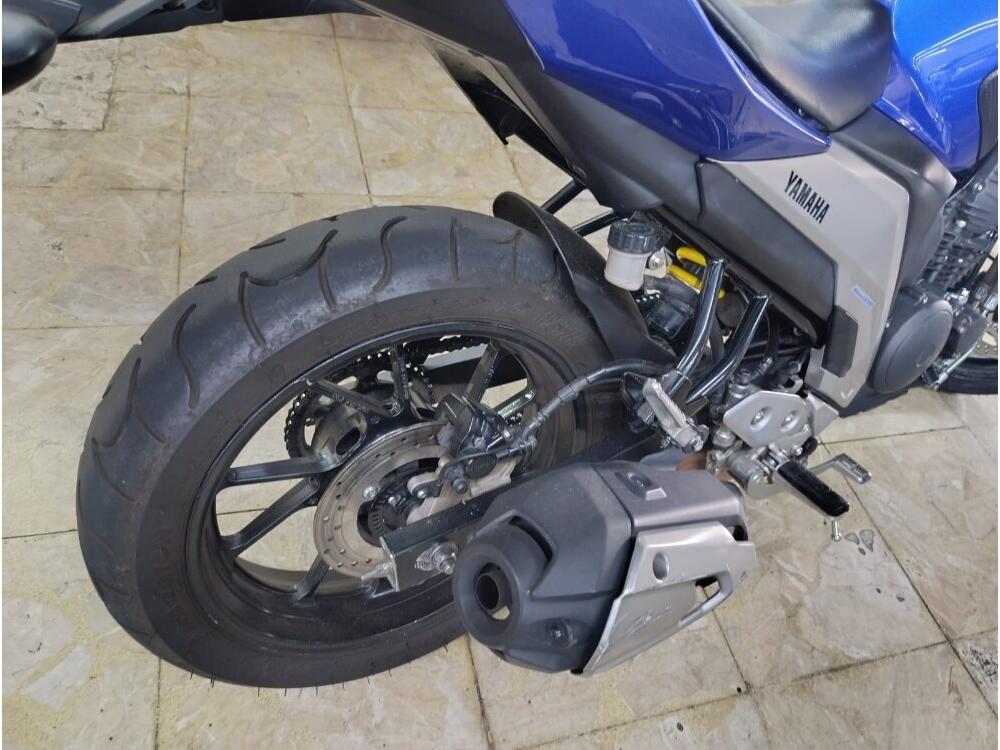 Yamaha FAZER 250