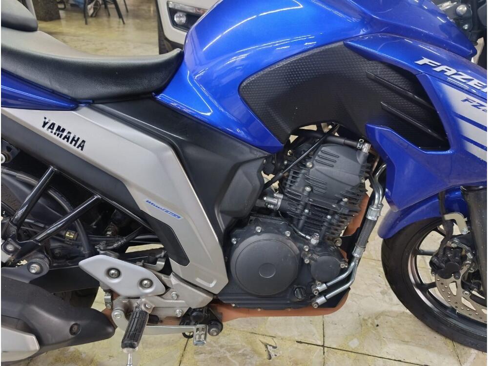 Yamaha FAZER 250