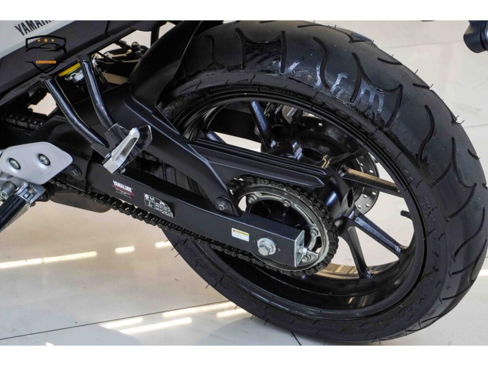 Yamaha FAZER 250