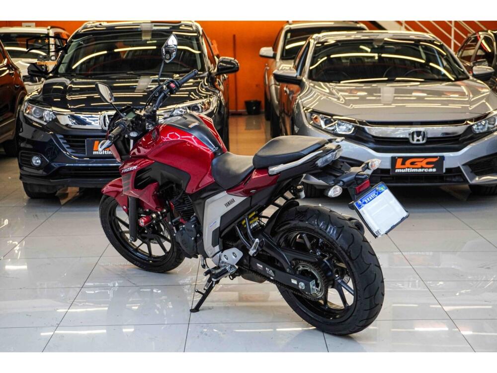 Yamaha FAZER 250