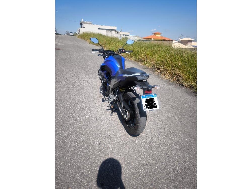 Yamaha FAZER 250
