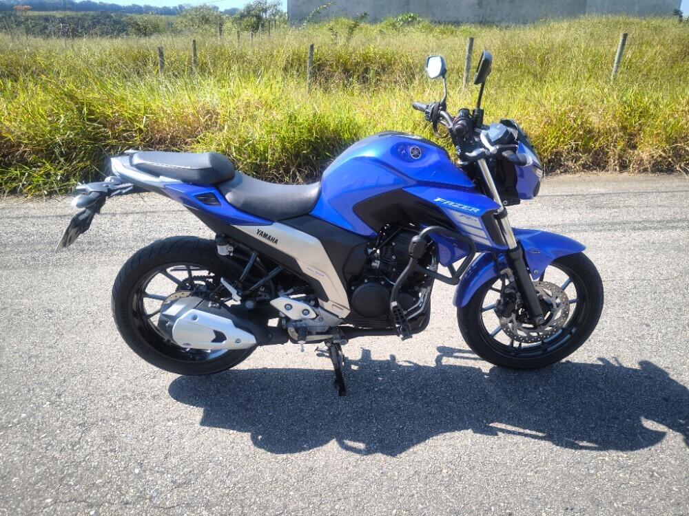 Yamaha FAZER 250