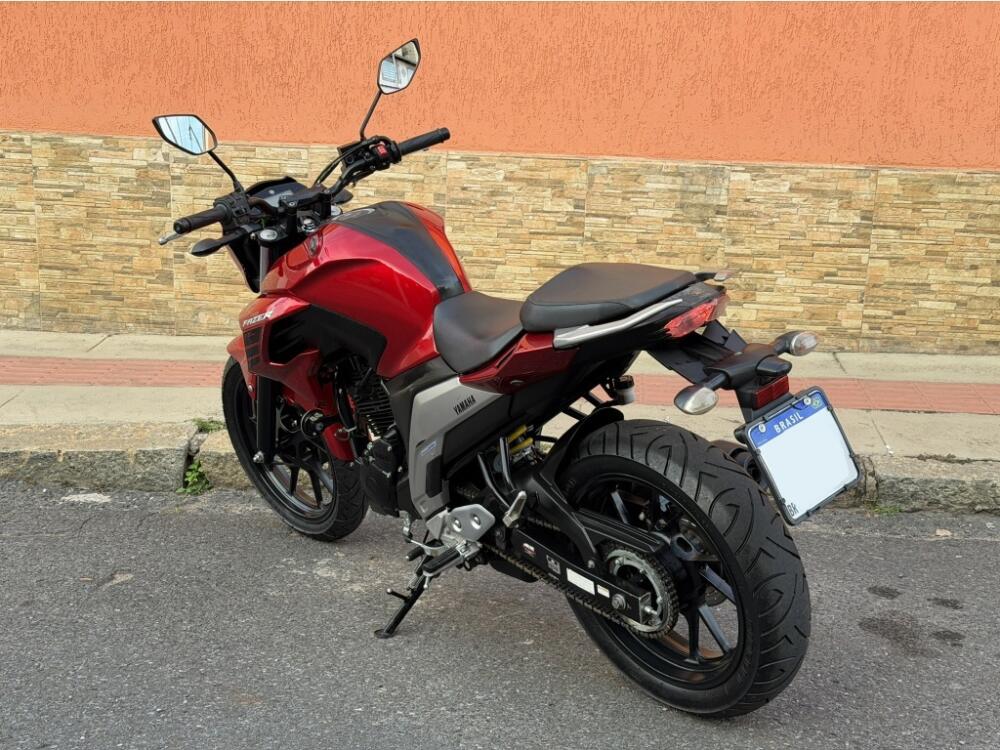 Yamaha FAZER 250