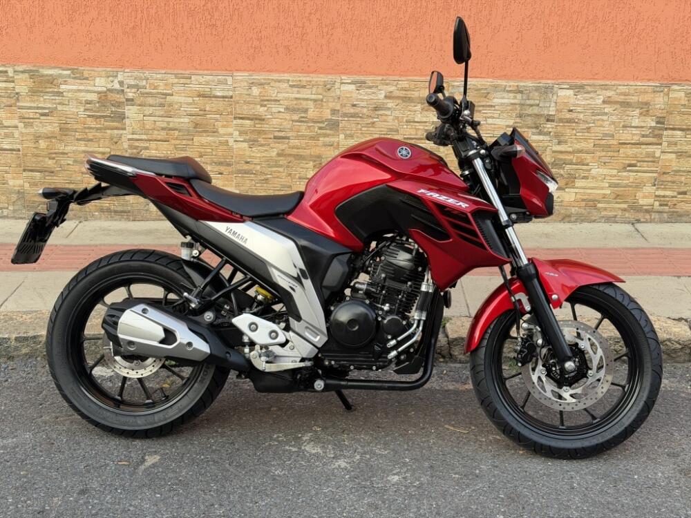 Yamaha FAZER 250