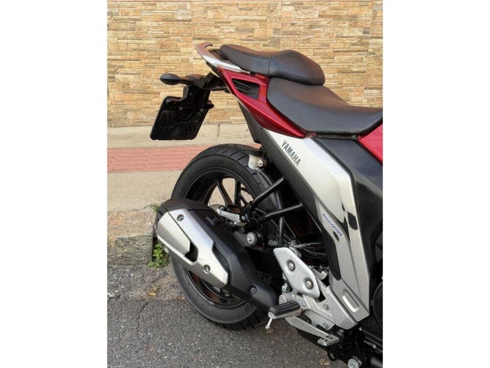 Yamaha FAZER 250